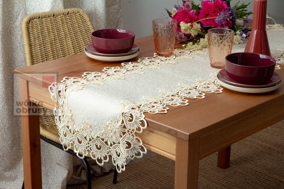 40x140 cm bieżnik prostokątny  z gipiurą CAPPUCCINO (384-18) (1)