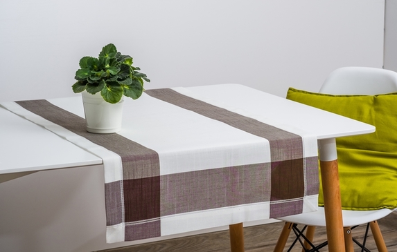 40x140 cm bieżnik imitujący len BRĄZOWA KRATA (510-12) (1)