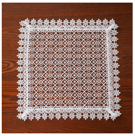 40X40 cm serwetka KWADRATOWA z gipiury biała -paczka 6 szt (DA807-7) (1)