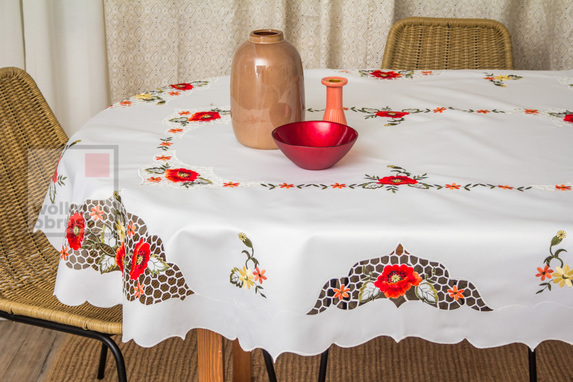 150x260 cm obrus owalny haftowany BIAŁY MAKI  (98026B-90) (2)