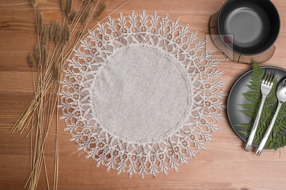 40 cm koło serwetka LEN Z GIPIURĄ BEŻOWA- paczka 6szt (555-6) (1)