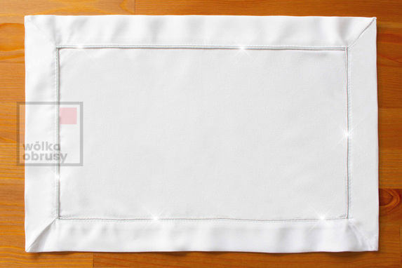 30x45 cm serwetka imitująca len BIAŁA ZE SREBRNĄ LAMÓWKĄ-paczka 2 szt (DA102-6) (1)