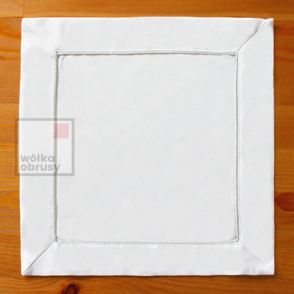 30x30 cm serwetka imitująca len BIAŁA ZE SREBRNĄ LAMÓWKĄ-paczka 2 szt (DA102-4) (3)